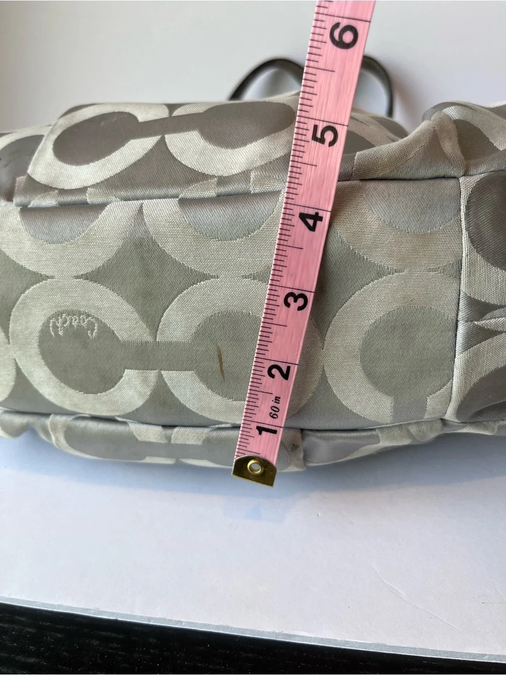 Vintage Coach 17689 Madison Op Art Maggie Shoulder Bag